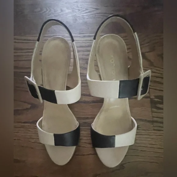 Sergio Rossi Heels, Sandals 37.5, 7.5 Excellent Condition - Picture 7 of 7
